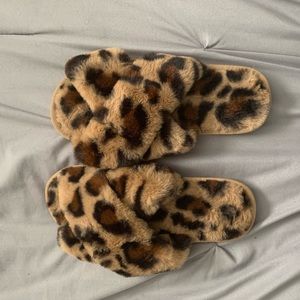 Leopard print slippers